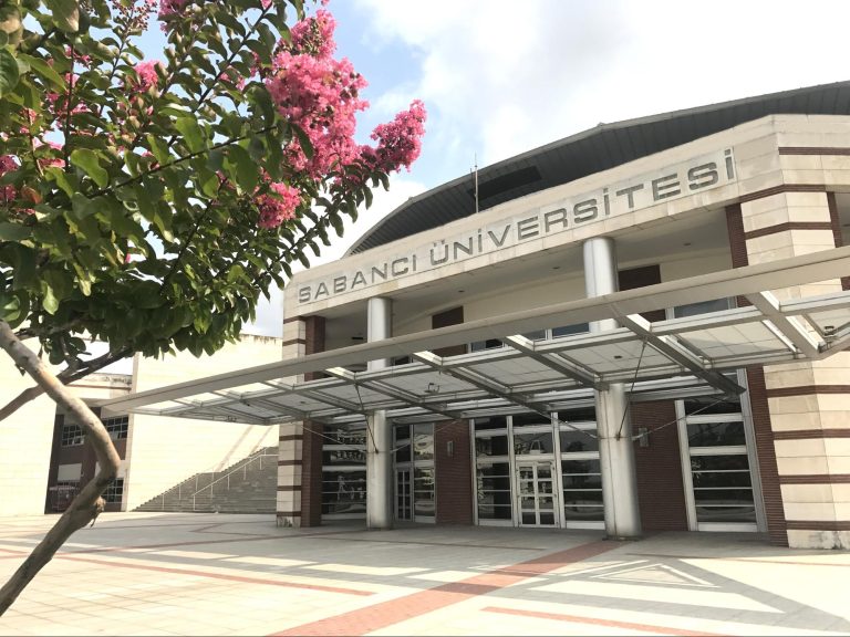 جامعة سابانجي