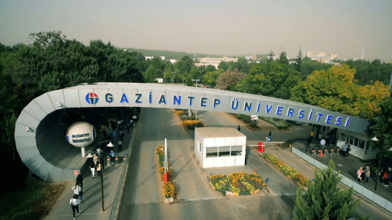 جامعة غازي عنتاب Gaziantep Üniversitesi: التخصصات والرسوم وشروط القبول 2026-2027