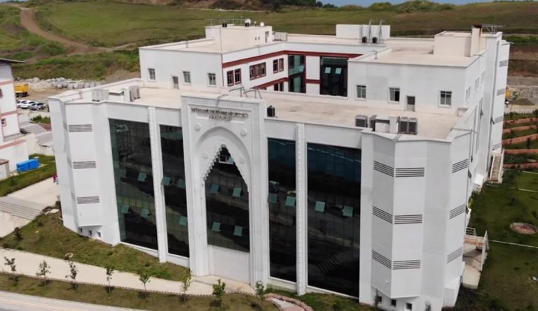 جامعة يالوفا Yalova Üniversitesi: شروط القبول والرسوم والتخصصات 2026-2027